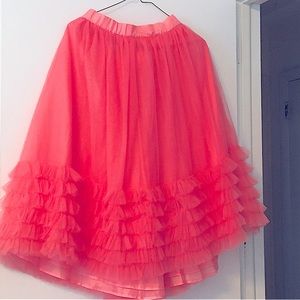 Gorgeous retro pink tulle skirt.